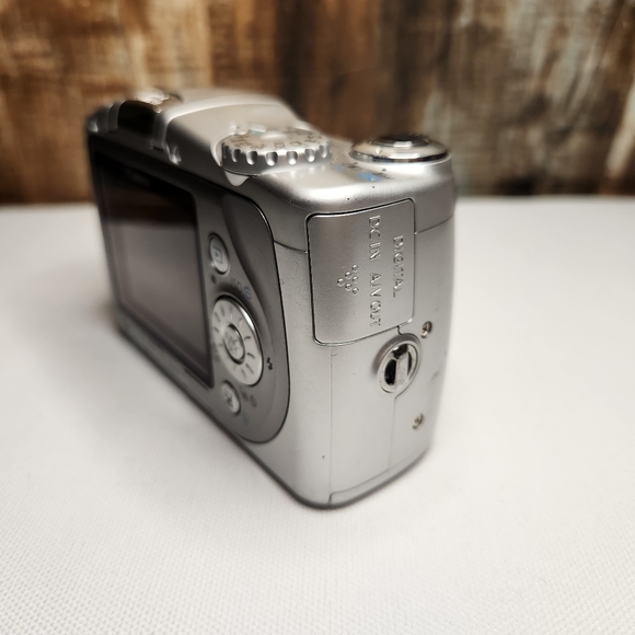 Canon PowerShot SX100 IS 8.0MP Digital Camera - SILVER TESTED Works Great! - Picture 10 of 10